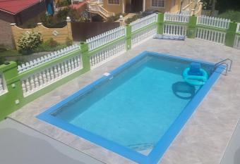 Corinth Convinced 2 Bedroom allows 18 year olds to book a room