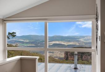 Currawong has Balcony rooms