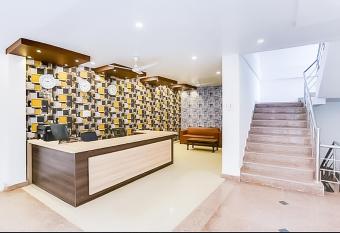 Roomshala 036 Hotel Orlov has Balcony rooms