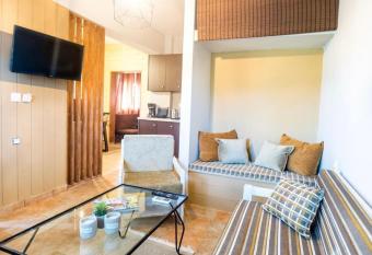 La Casa de Angelino has Balcony rooms