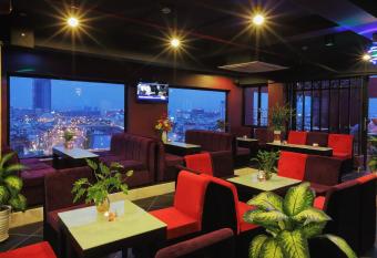 Caves Beach Hotel allows 18 year olds to book a room