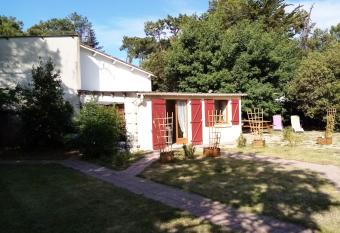 les refuges de Montociel has Balcony rooms