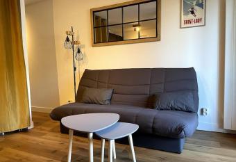 Appartement Class   3   toiles Tr  s bien situ   has Balcony rooms