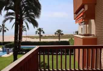 Torredembarra has Balcony rooms