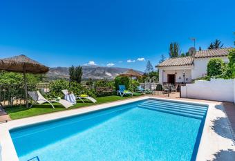 Ladera de los molinos has Balcony rooms