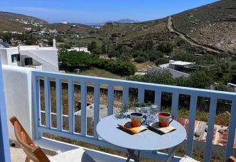 Marieta   s Home has Balcony rooms