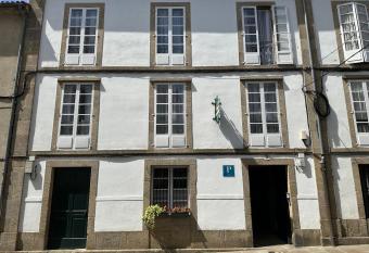 Casa Anglicana del Peregrino/ Pensi  n Santa Cristina has Balcony rooms