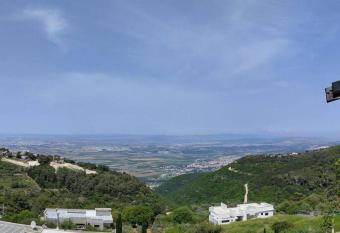 Vacation Apartment With A Stunning View In Isfiya, Mount Carmel -                                                       has Balcony rooms