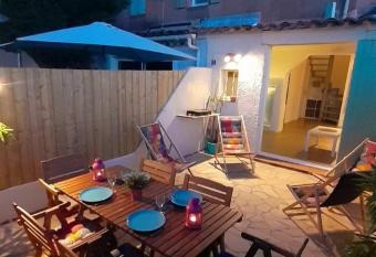 la Casa del Sol -2    5 pers - 5km de Saint Tropez has Balcony rooms