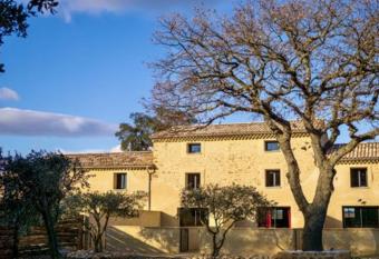 Mas du Couchant has Balcony rooms