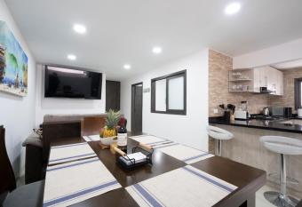 Luz Apartments has Balcony rooms