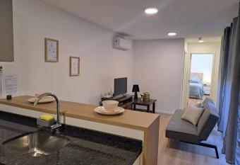 Apartamento 4 personas en Cord  n SOHO con StarPlus, TV por Cable, cocina completa y aire acondicionado en dormitorio y living has Balcony rooms