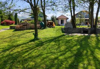 Vikendica Rada has Balcony rooms