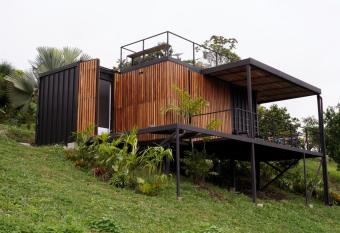 Villas Alto Bonito has Balcony rooms