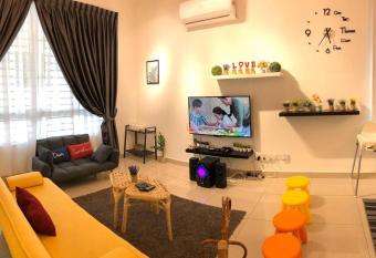 Desaru Fun House For FamilyKids Air CastleBBQ has Balcony rooms