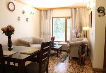 Luxury spacious 2BHK independent Flat in Mashobra has Balcony rooms