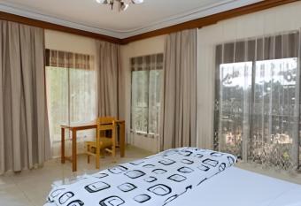 Maison De Omashi has rooms with a private hot tub