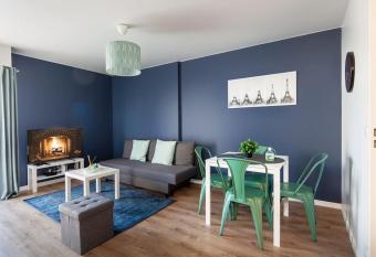 T2 Le Clair de Lune 37m2 Proche centre 4 personnes has Balcony rooms