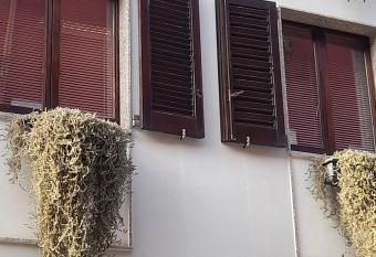 Casa Sant  Antioco has Balcony rooms