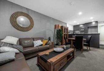 The Barty by Parbery Property has Balcony rooms