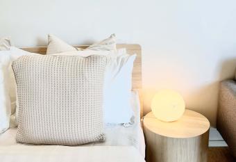 The Kidman by Parbery Property has Balcony rooms