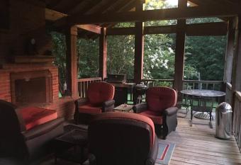 Oxford Chalet Getaway with Lake/Beach Access has Balcony rooms