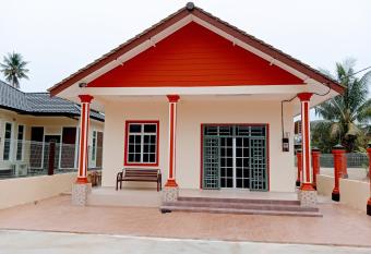 Adilah Homestay B has Balcony rooms