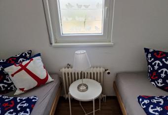 Feriengarten Dahme W 3 allows 18 year olds to book a room