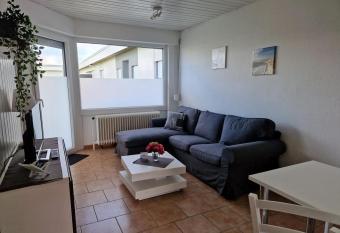 Feriengarten Dahme W 10 allows 18 year olds to book a room