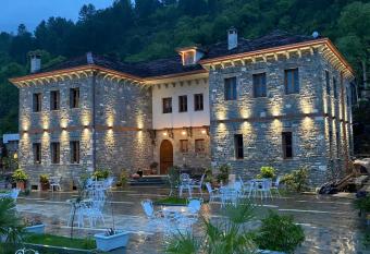 Hotel Kaso Ervehe has Balcony rooms