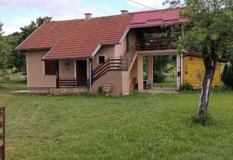 HOUSE SWEET DREAMS has Balcony rooms