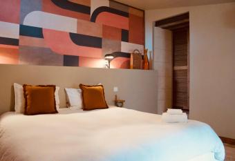 Maison Guy allows 18 year olds to book a room