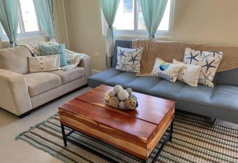 VillaMerissa, Lucea @ Oceanpointe allows 18 year olds to book a room