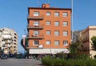 Hostal Zurich has Balcony rooms