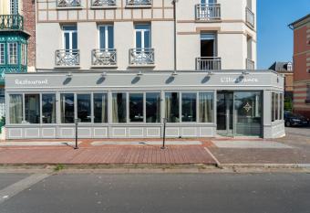 l itinerance allows 18 year olds to book a room