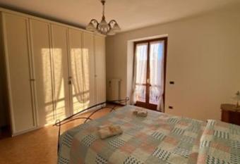 Appartamento Angolo Fiorito has Balcony rooms