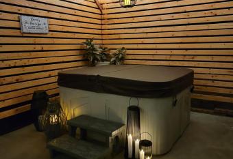 Desert Oasis With Hot Tub! allows 18 year olds to book a room