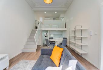 Carmo Flats Historic Center - Collection by Perpetual Relax has Balcony rooms