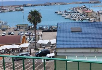 ITALY-HOUSE.COM Vittorio Emanuele III 14 Termoli Molise has Balcony rooms