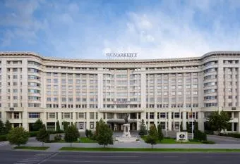 Apartment 292 Sedra Hostels has Smoking/Balcony rooms