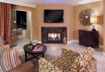 Holiday Inn Desert Inn Club has Balcony rooms