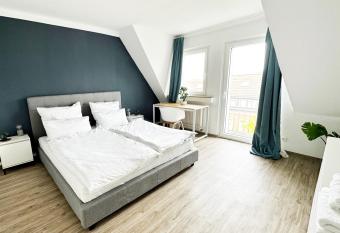 Maisonette Apartment in Krefeld mit 2 Balkone has Balcony rooms