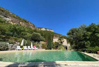 G  te du Vallon des Sources has Balcony rooms