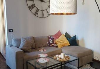 glamcenter has Balcony rooms