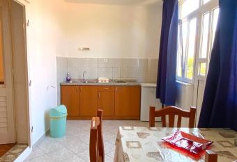 Apartment Ljubi   allows 18 year olds to book a room