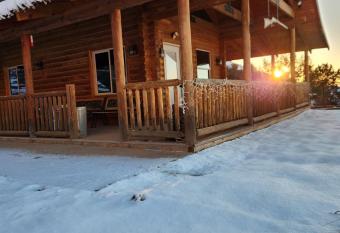 The Peacemaker Cabin has Balcony rooms