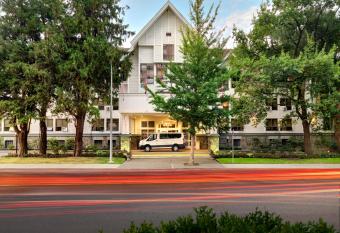 trucker hotels