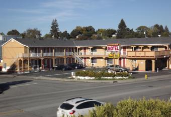 131 Hotels for 18 year olds near Santa Cruz CA HotelAges