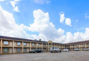 14 Smoke Friendly Hotels Near Beaumont TX SmokingFinder