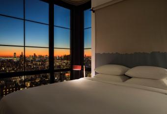 hotels that let you check in at 18 nyc